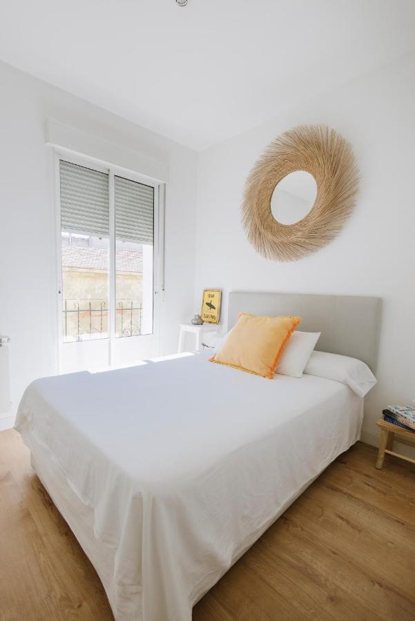El Botones Nuevo Y Luminoso Apto De Diseno En Lavapies Apartman Madrid Kültér fotó
